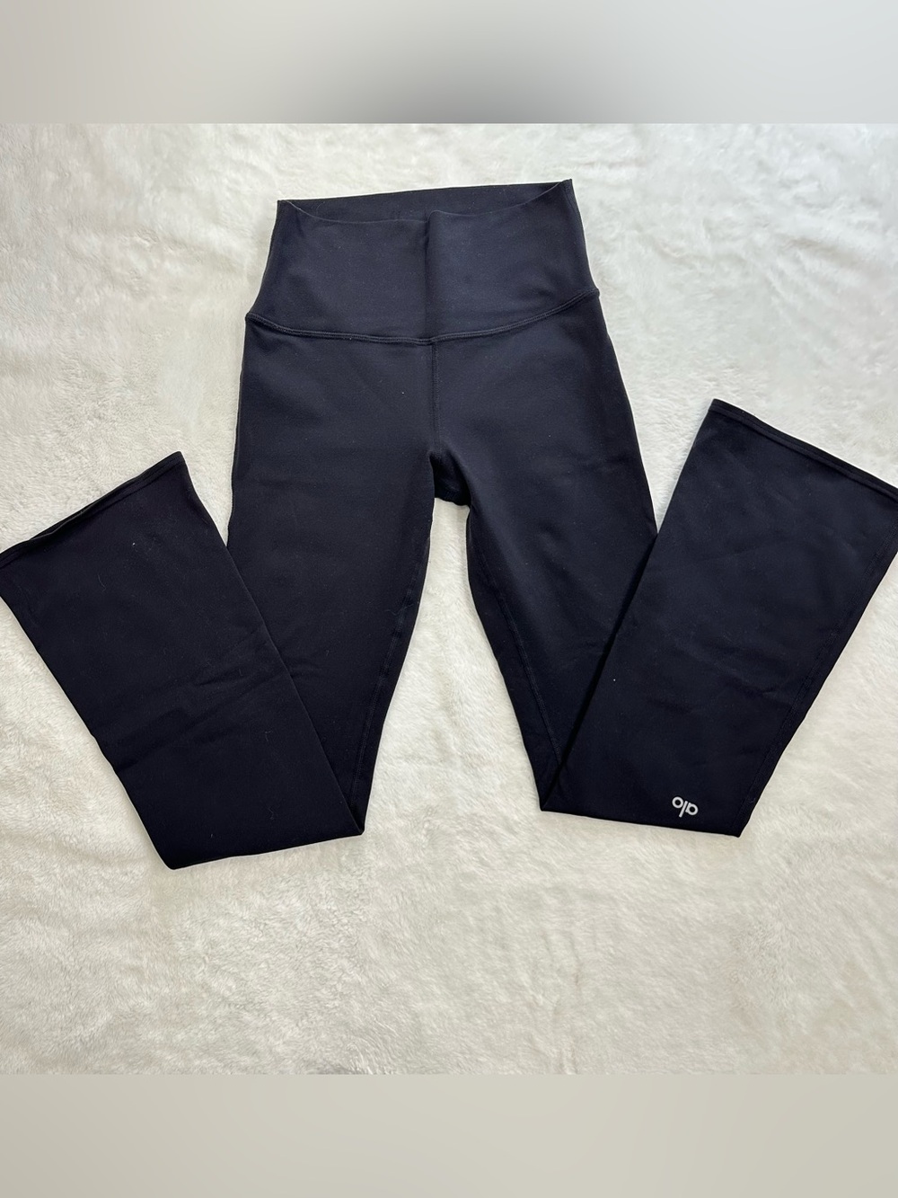 Alo Yoga Airbrush High-Waist Bootcut Leggings - Black - Size S
